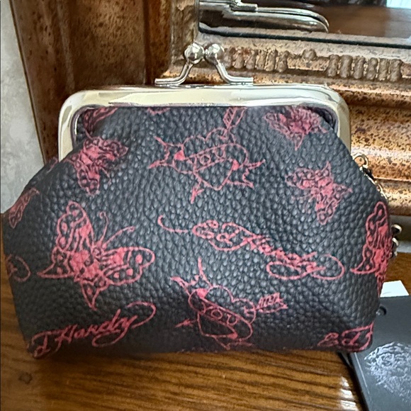 Ed Hardy Black/Red Coin Purse with Tiger and silver chain handle. Tiger charm. - Picture 2 of 9